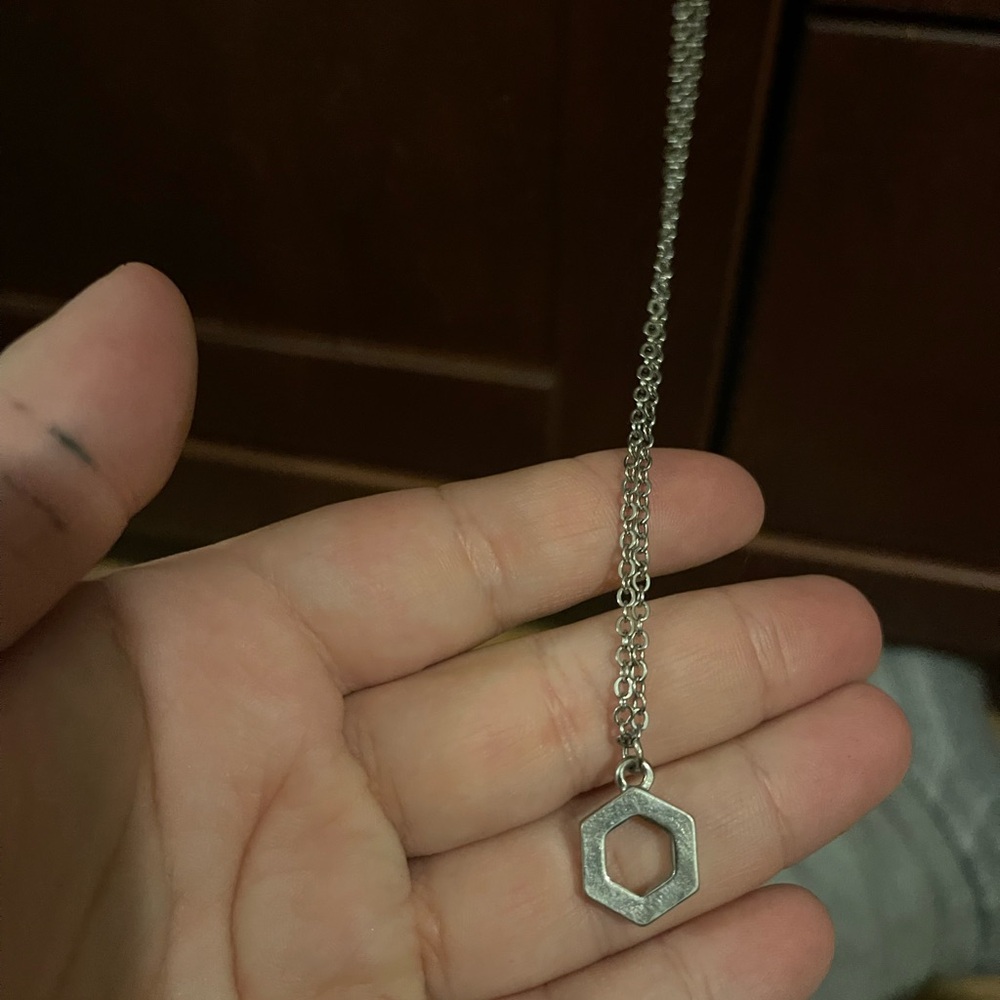 Elegant Silver Hexagon Pendant Necklace